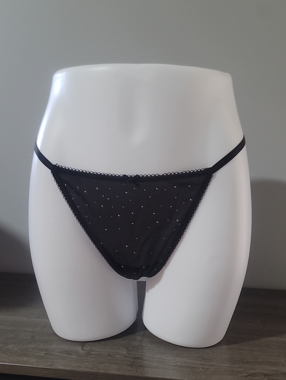 Victoria's Secret Dream Angels Crystal Shimmer String Thong Panty BLACK XLARGE